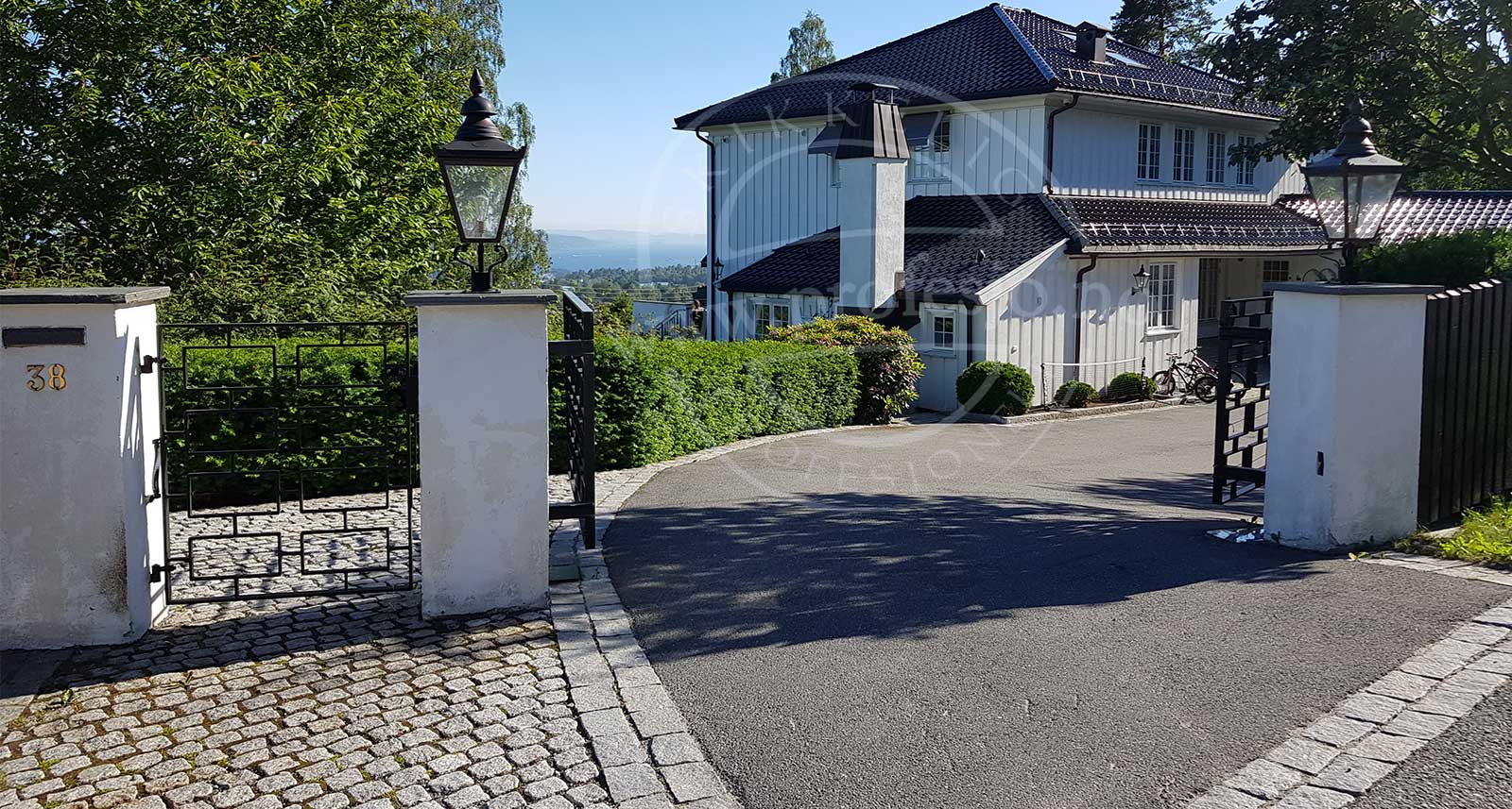 hvitt stort hus, start av forberedende arbeid, male huset, oslo