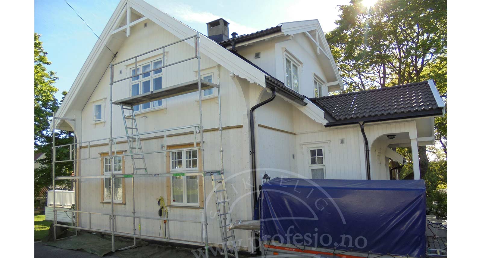 husmaling-Oppsal-husmaling-maling-av-husvegger-oslo-hvit